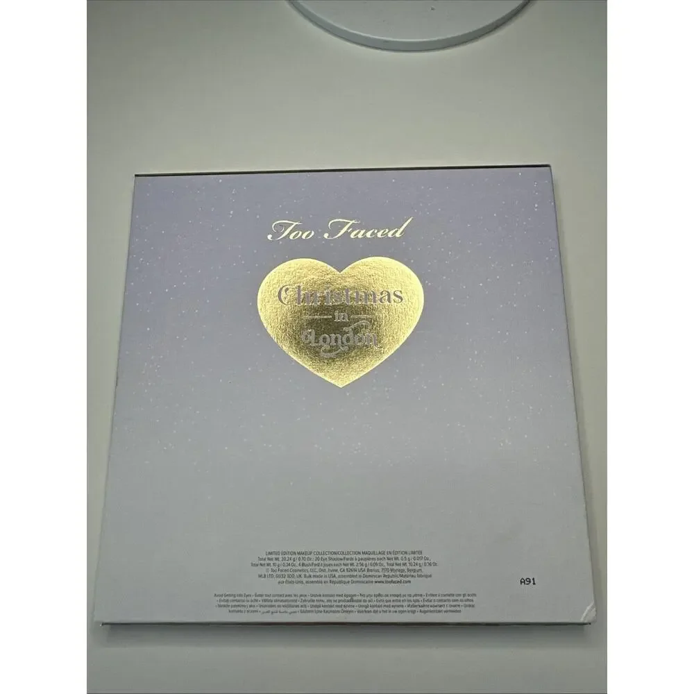 Too Faced Christmas in London Eyeshadow Palette Blush Limited Edition NEW Pink